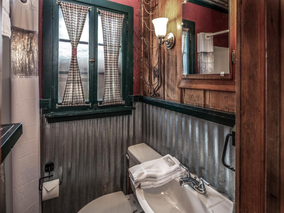 Apache Village 6, King Studio With Sleeper Sofa, Sleeps 3 Ruidoso Exterior photo