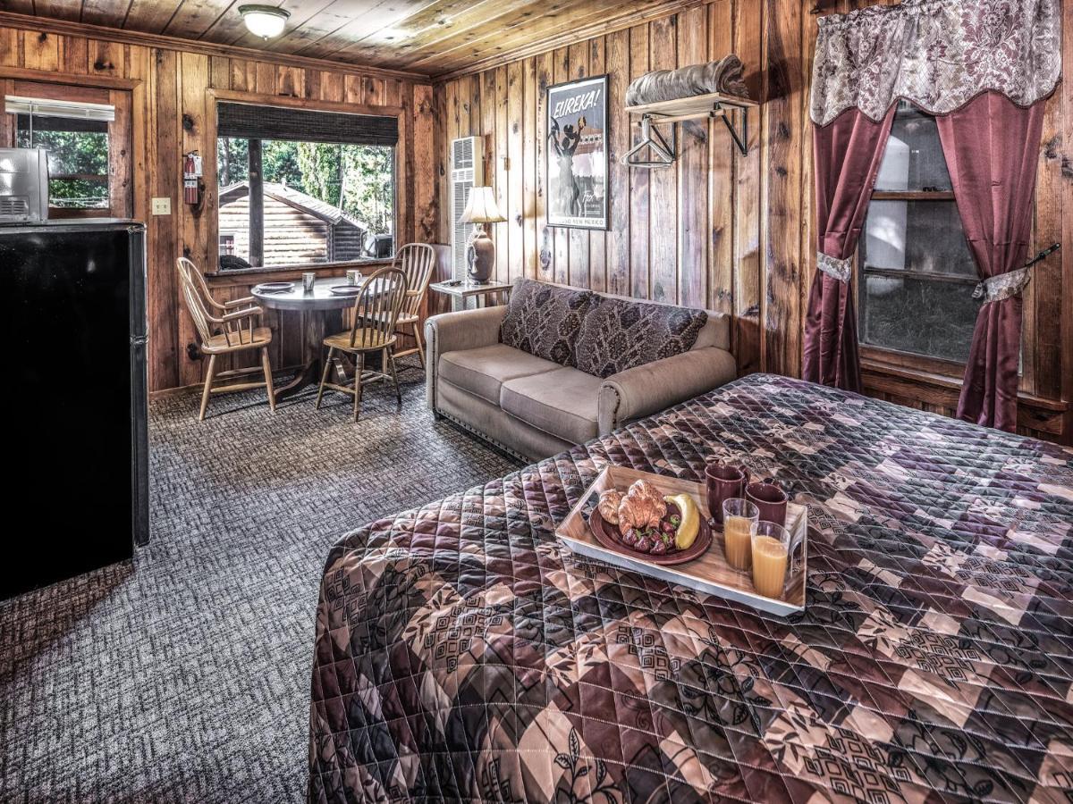 Apache Village 6, King Studio With Sleeper Sofa, Sleeps 3 Ruidoso Exterior photo