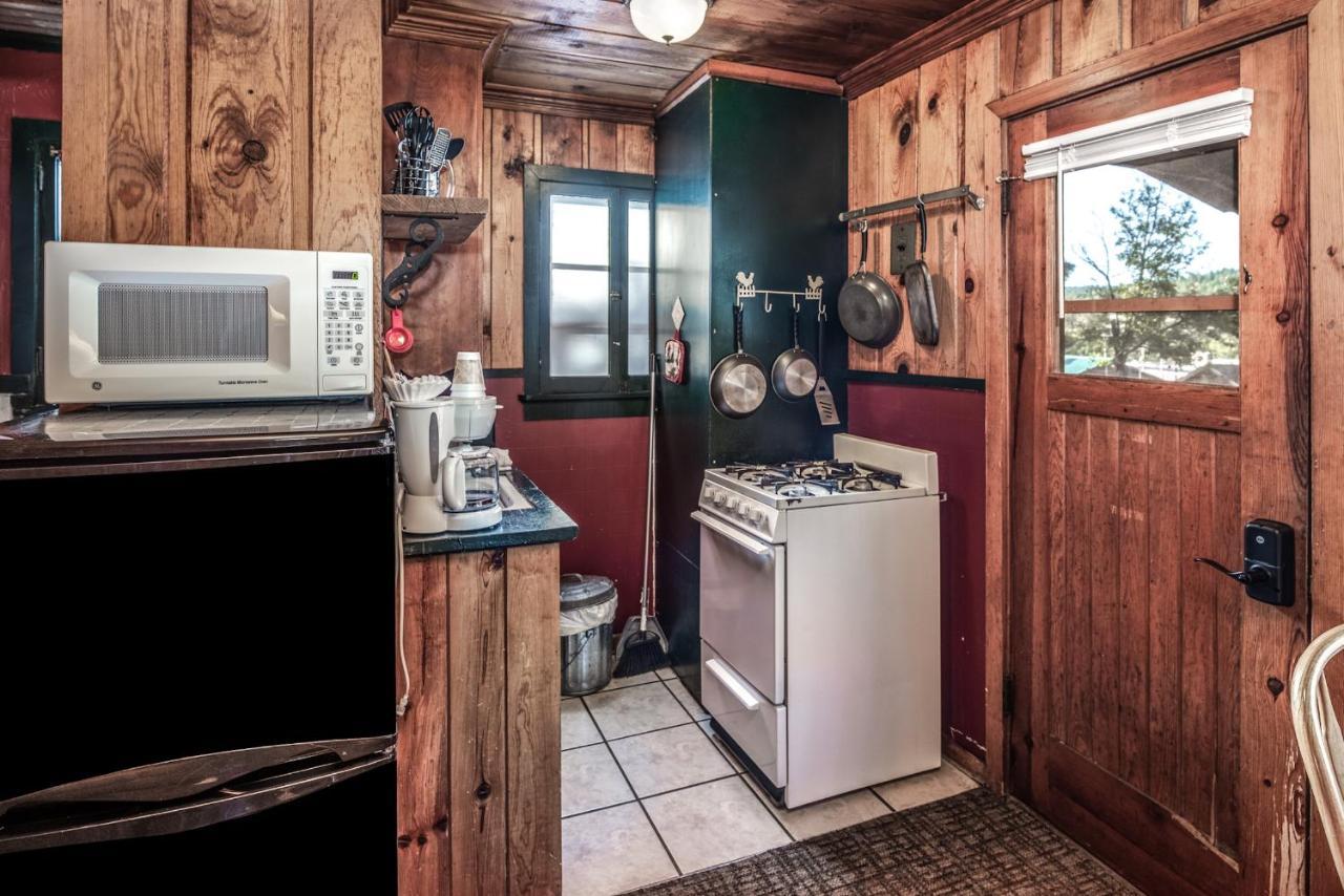 Apache Village 6, King Studio With Sleeper Sofa, Sleeps 3 Ruidoso Exterior photo